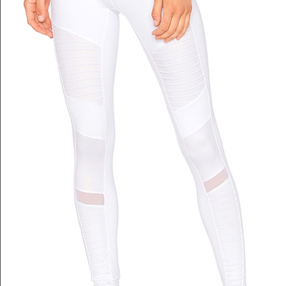 Alo Yoga white Moto leggings NWT xs